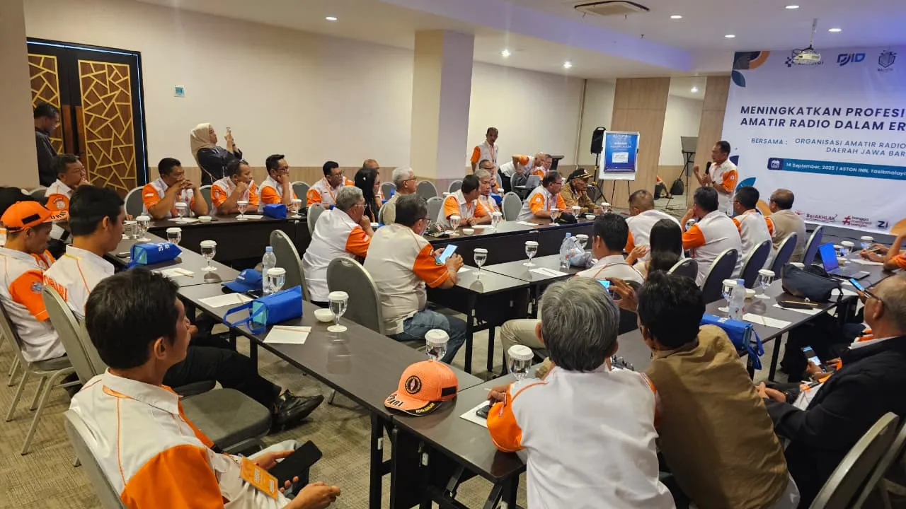 Bimbingan Teknis Amatir Radio - KOMDIGI