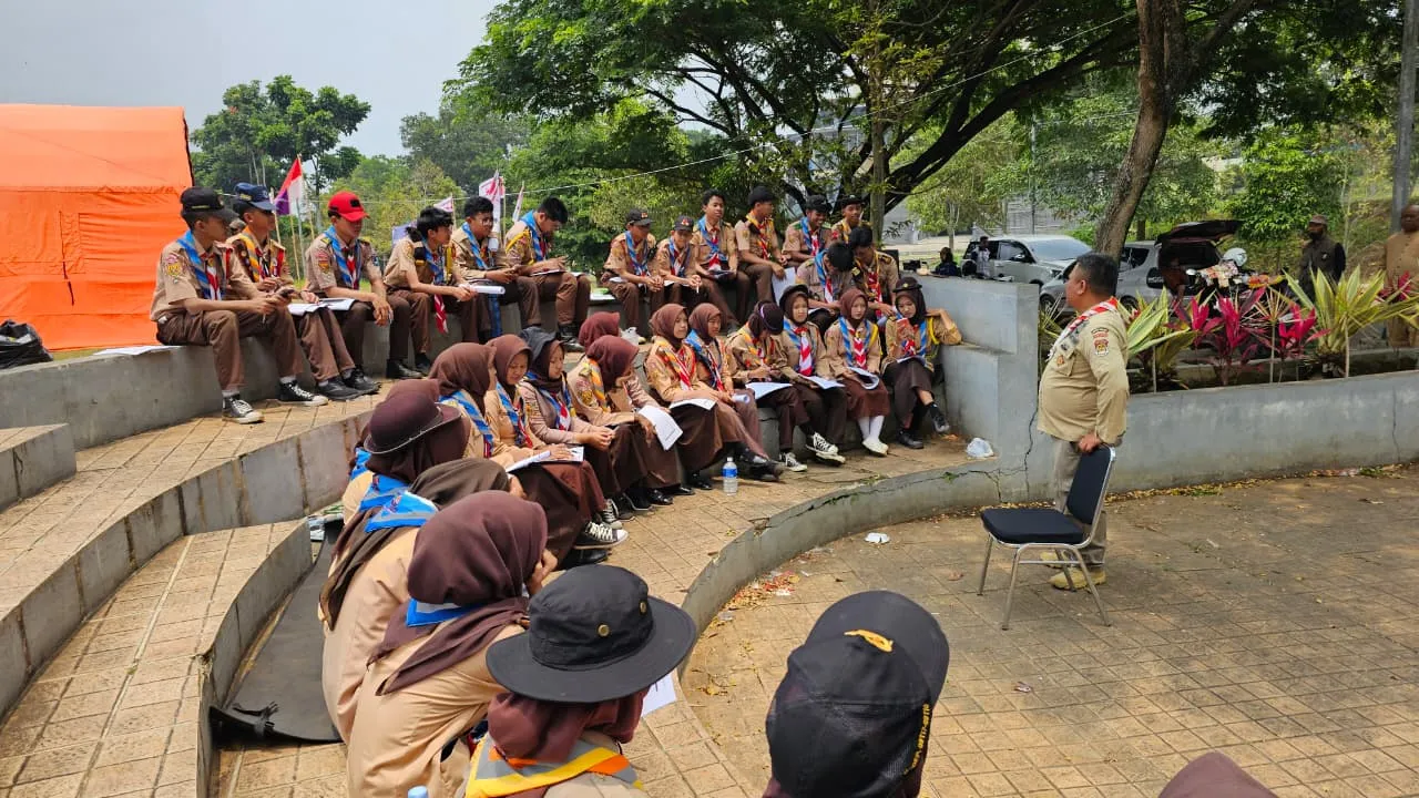 Kegiatan Hari Kedua JOTA-JOTI 2025 Kwarcab Kabupaten Bandung Barat Bersama ORARI Lokal Kabupaten Bandung Barat