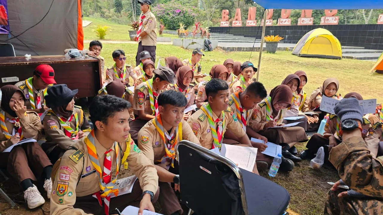 Kegiatan Hari Kedua JOTA-JOTI 2025 Kwarcab Kabupaten Bandung Barat Bersama ORARI Lokal Kabupaten Bandung Barat