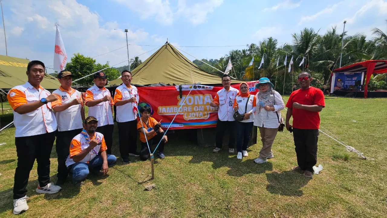 Kegiatan Hari Kedua JOTA-JOTI 2025 Kwarcab Kabupaten Purwakarta Bersama ORARI Lokal Kabupaten Purwakarta