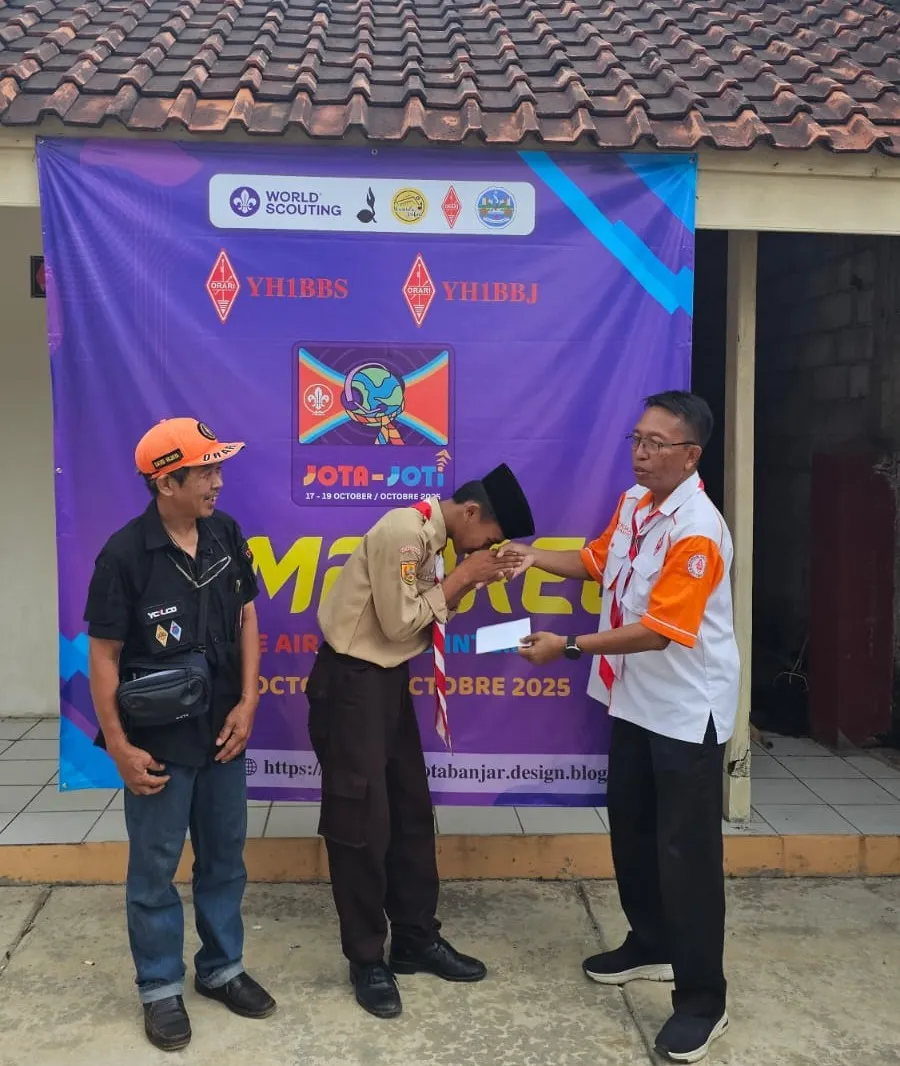 Kegiatan Hari Ke-3 JOTA-JOTI 2025 Kwarcab Kota Banjar Bersama ORARI Lokal Kota Banjar